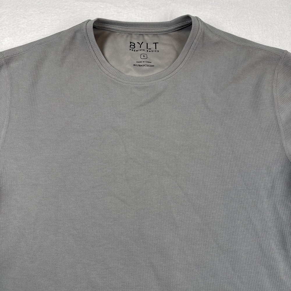 BYLT Shirt Mens Small Drop Cut LUX Premium Basics Athletic Short Sleeve Fog Gray
